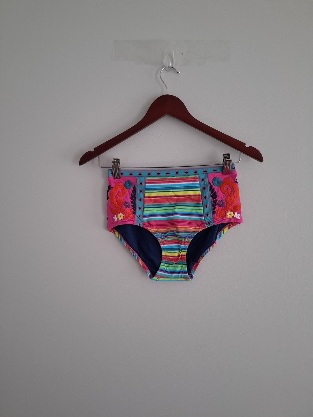 Nanette Lepore Womens' Striped Swim Bottoms with Pink Embroidered Sides SZ XS